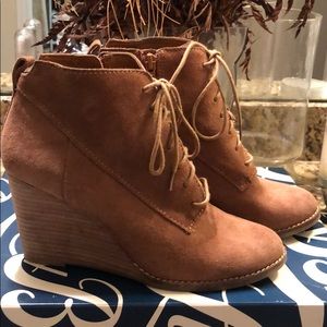 Lucky brand suede booties size 7.5